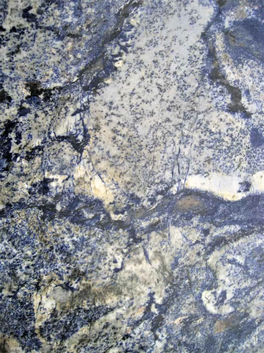 close-up of granite from Francini Inc.