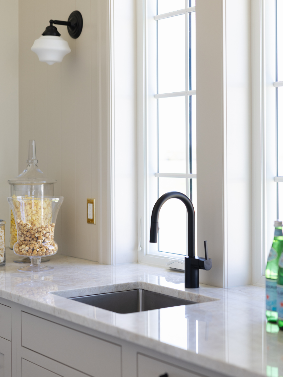 (Q2)WhatMakesLuxuryI...