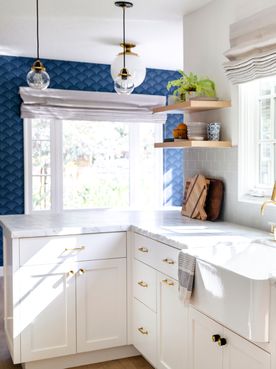 (Q2)ExploringUniqueI...